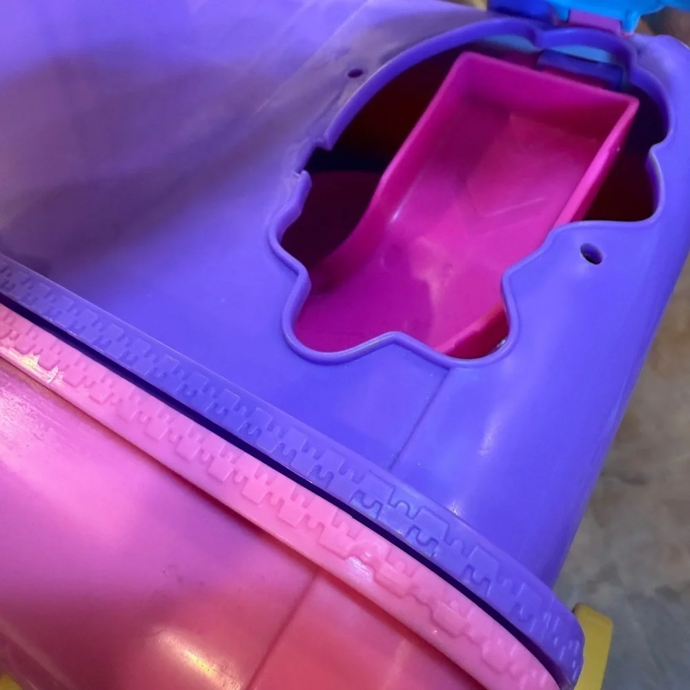 Mattel Pink Polly Pocket Unicorn Party Rolling Case Resort with Purple Handle